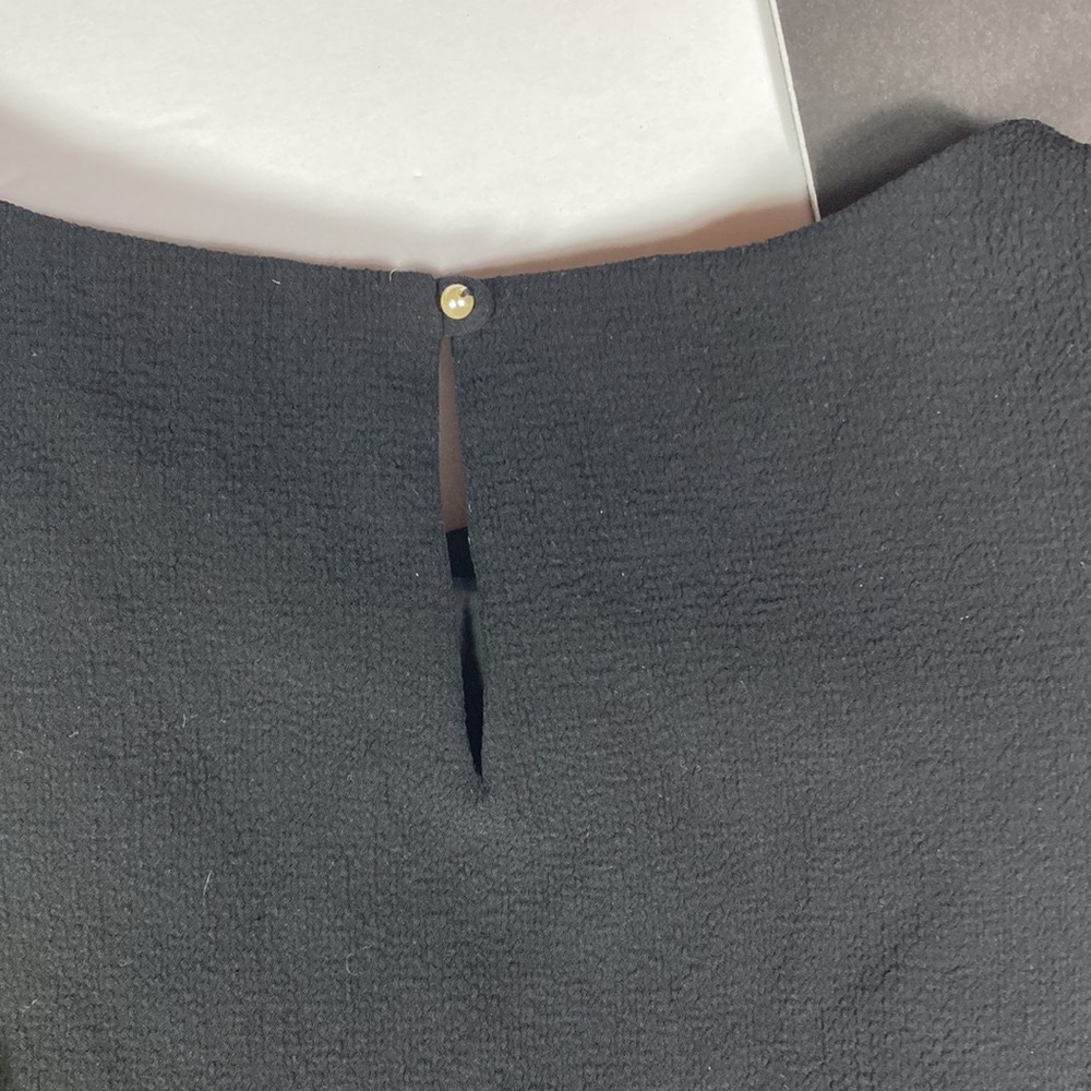 Theory Mintorey Claradon Crepe Shell Top with Tulip Hem - Picture 5 of 6